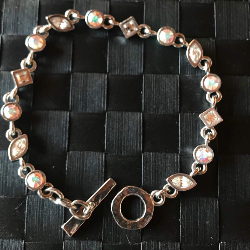 Rhinestones toggle bracelet